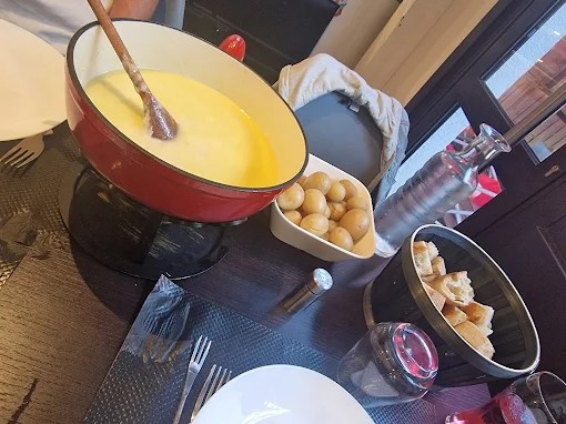 Fondue savoyarde à volonté